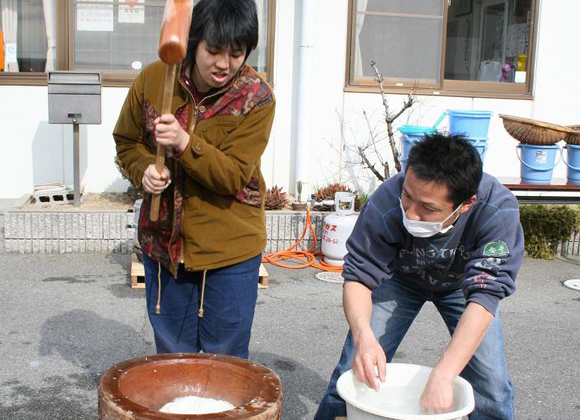 餅つき大会