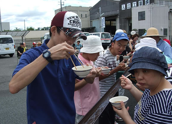 そうめん流し