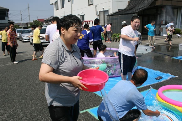 水遊び